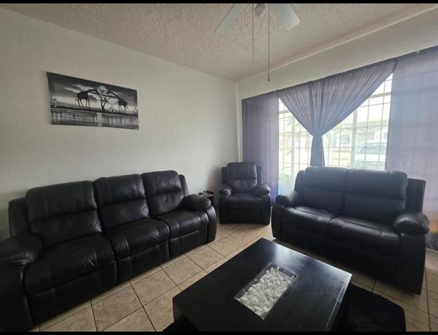 2 BEDROOM APARTMENT FOR SALE IN CRUYWAGEN PARK